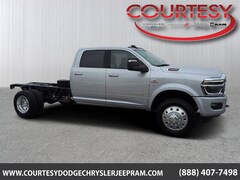 2026 Ram 5500 Chassis Cab BIG HORN  CREW  4X4 60' CA Pickup