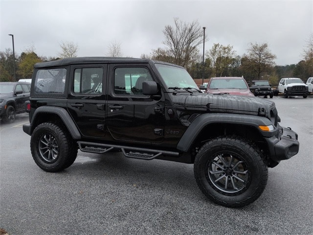 2026 Jeep Wrangler 4-Door Sport's photo