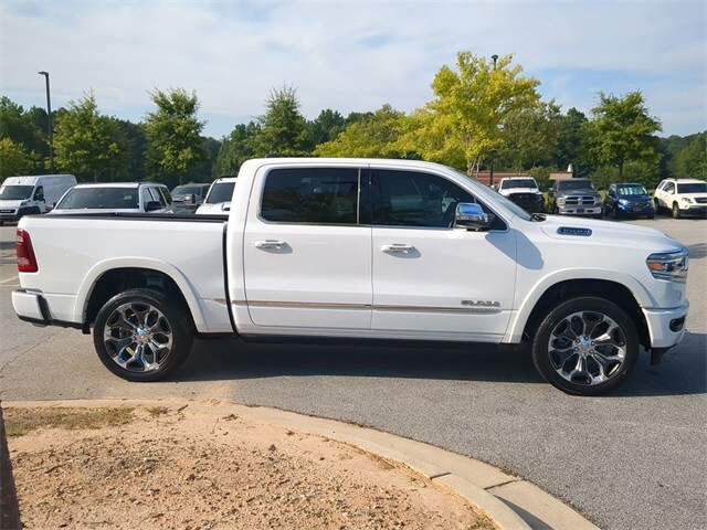 2022 Ram 1500 Limited photo 3