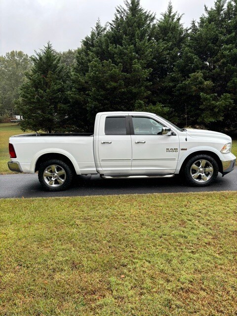 2016 Ram 1500 Big Horn photo 3