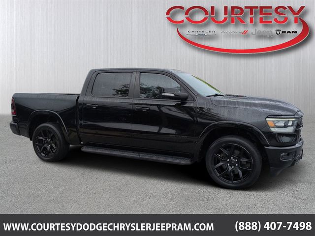 2022 RAM 1500 Laramie 4x4 Crew Cab 5'7's photo