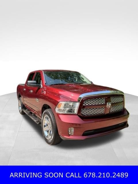 2016 RAM 1500 Express 4x4 Crew Cab 5'7's photo