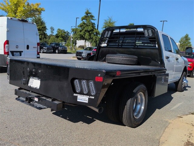 2025 Ram 3500 Tradesman photo 4