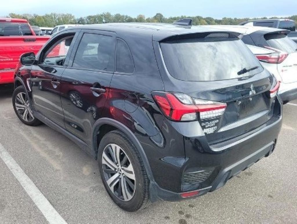 Used 2022 Mitsubishi Outlander Sport 2.0 SE SUV