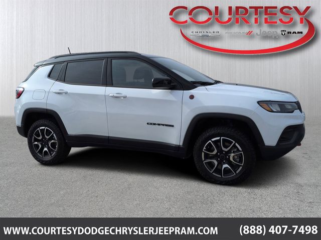 2026 Jeep Compass Trailhawk 4X4's photo