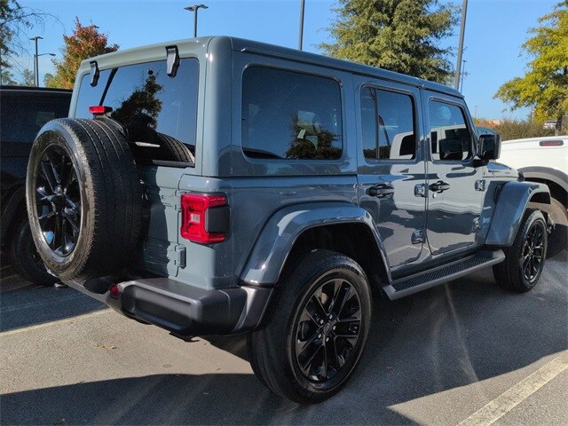 2024 Jeep Wrangler Sahara 4xe photo 3