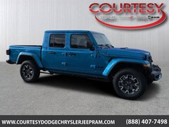2026 Jeep Gladiator SAHARA 4X4 Pickup