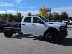 2026 Ram 5500 Chassis Cab TRADESMAN  CREW  4X4 60' CA Pickup