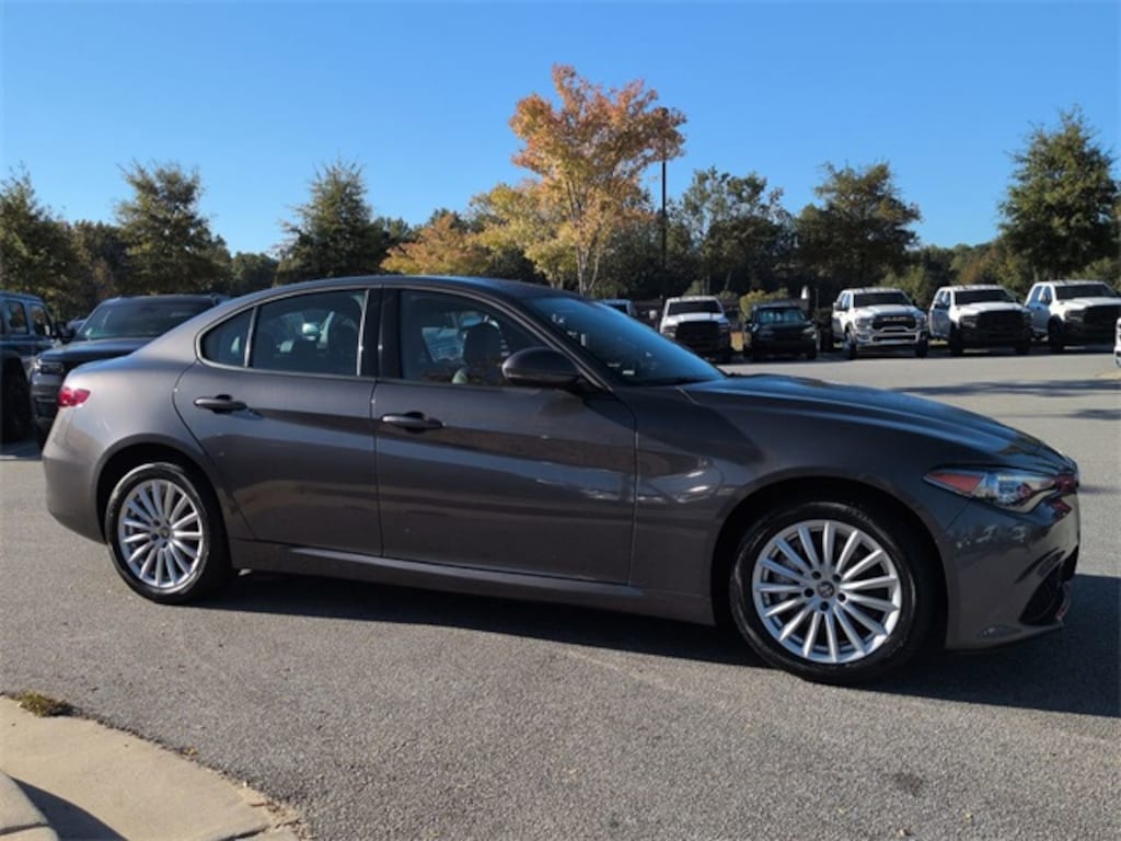 Used 2022 Alfa Romeo Giulia Sprint Sedan