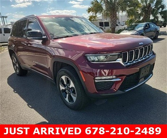 2023 Jeep Grand Cherokee 4xe's photo