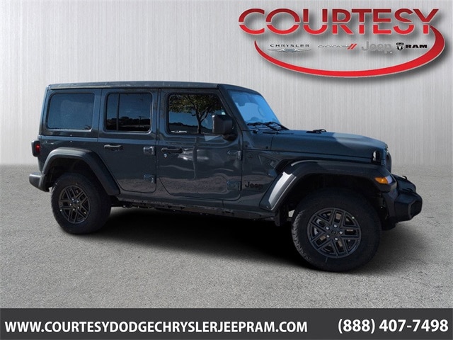 2026 Jeep Wrangler 4-Door Sport S's photo