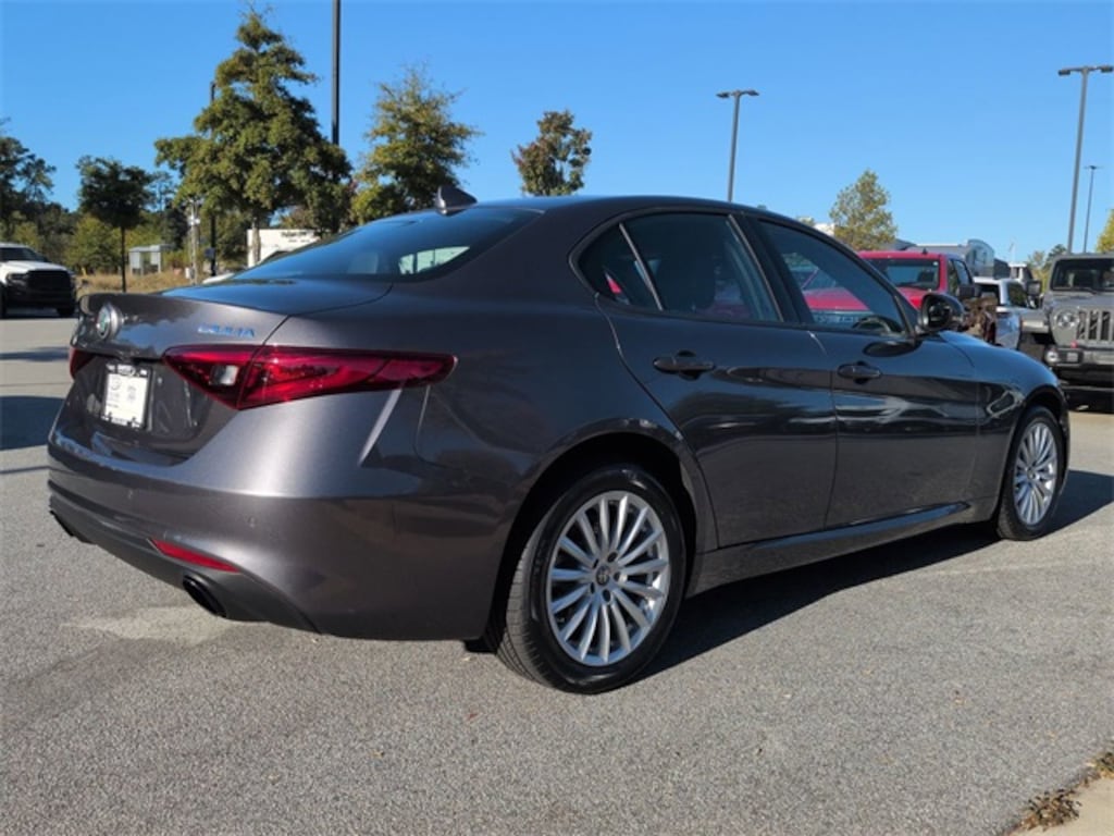 Used 2022 Alfa Romeo Giulia Sprint Sedan