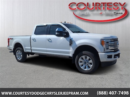 2019 Ford F-250SD Platinum Truck