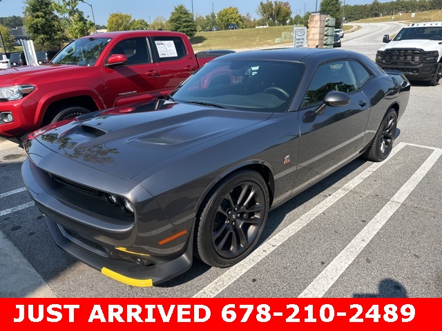 Dodge Challenger