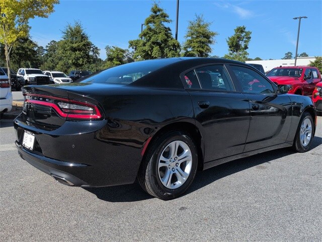 2021 Dodge Charger SXT photo 3
