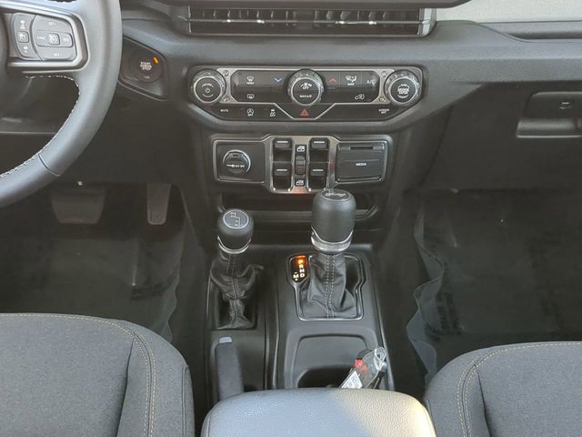 2025 Jeep Wrangler 4-Door Sport S - Photo 18
