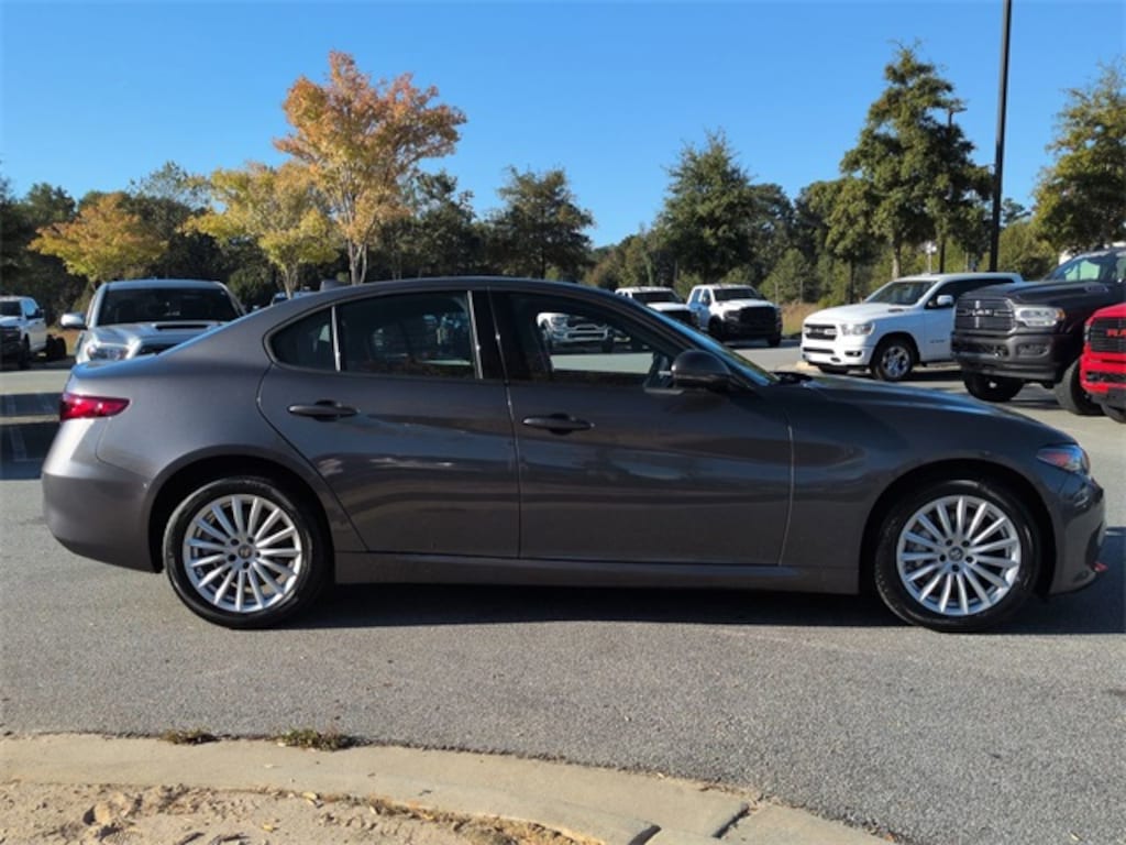 Used 2022 Alfa Romeo Giulia Sprint Sedan