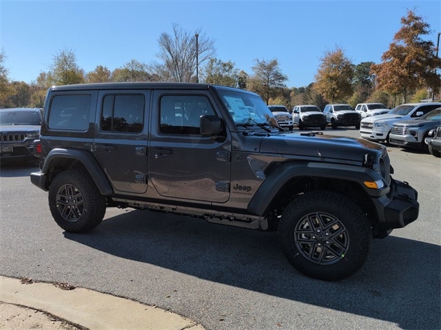2026 Jeep Wrangler 4-Door Sport S's photo