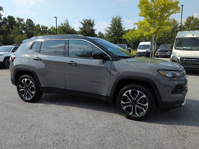 2023 Jeep Compass Limited 4X4's photo