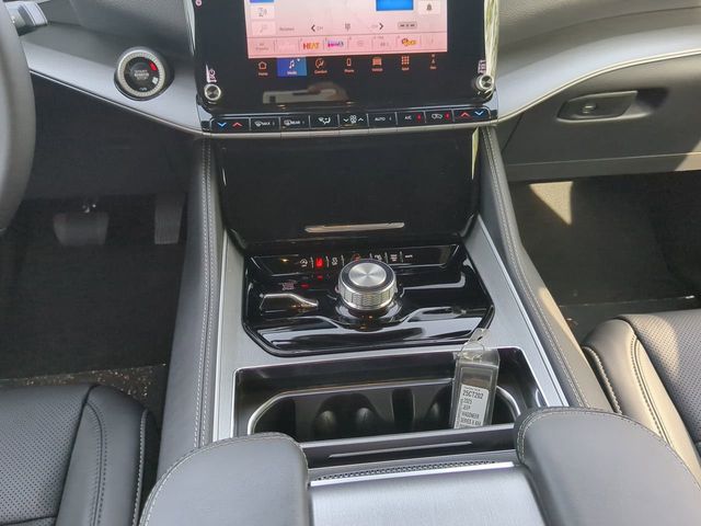 2025 Jeep Wagoneer Series II - Photo 18