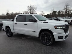 2026 Ram 1500 BIG HORN CREW CAB 4X2 5'7 BOX Pickup