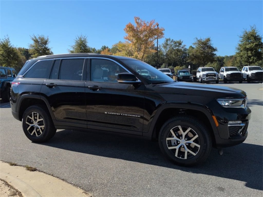 New 2025 Jeep Grand Cherokee LIMITED 4X2 Sport Utility