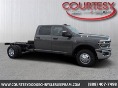 2026 Ram 3500 Chassis Cab TRADESMAN CREW   4X4 60' CA Pickup