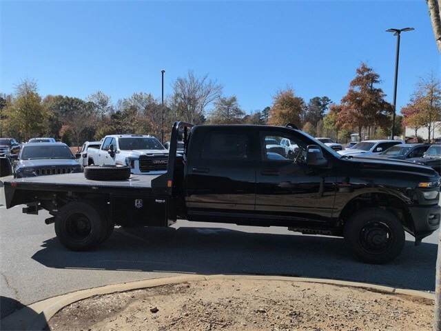 2026 Ram 3500 Tradesman photo 2
