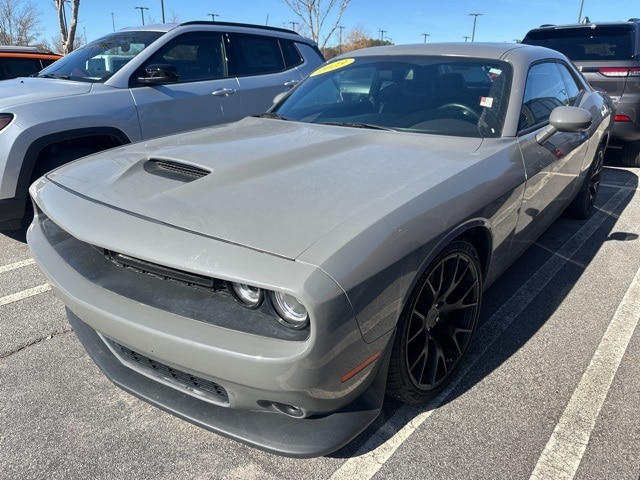 2023 Dodge Challenger R/T's photo