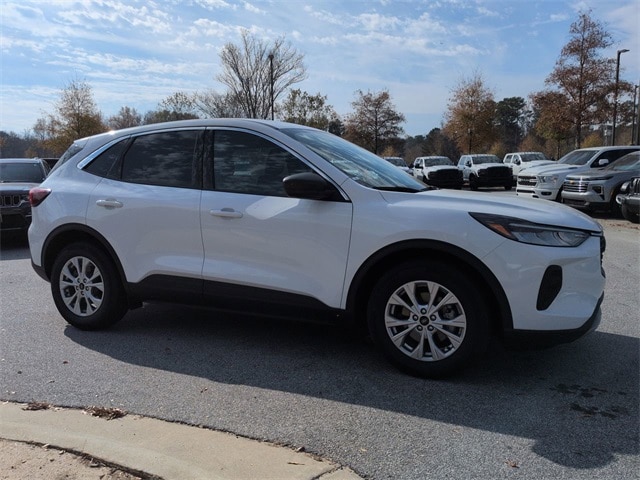 2023 Ford Escape Active's photo