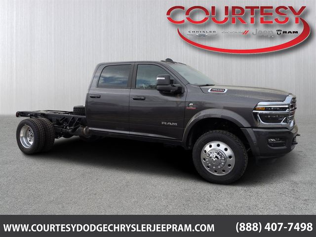 2026 RAM 2500 Tradesman/Black Express 4X4 Crew Cab SWB's photo