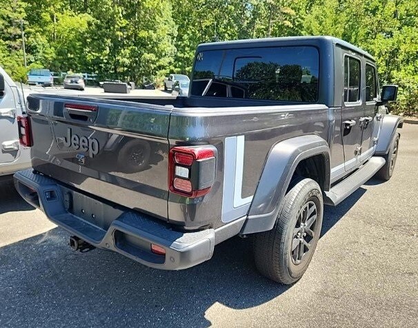 2021 Jeep Gladiator Sport photo 4