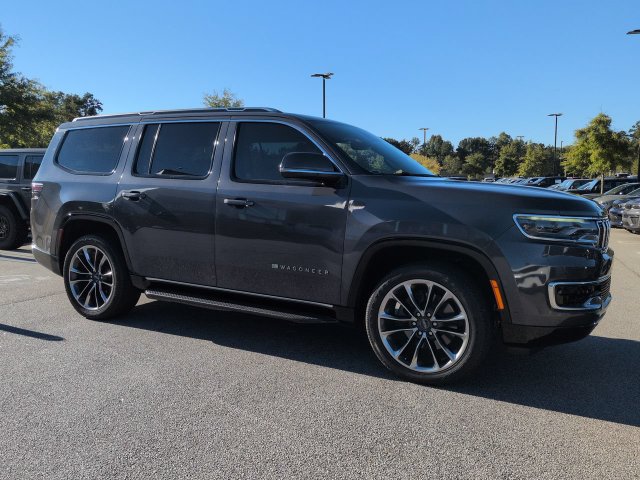 2022 Jeep Wagoneer