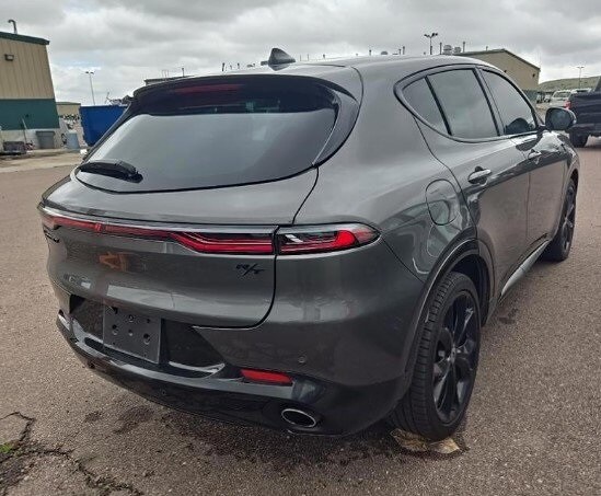 2024 Dodge Hornet R/T photo 2