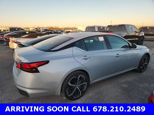 2025 Nissan Altima SR