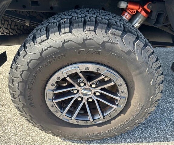2019 Ford F-150 Raptor photo 3