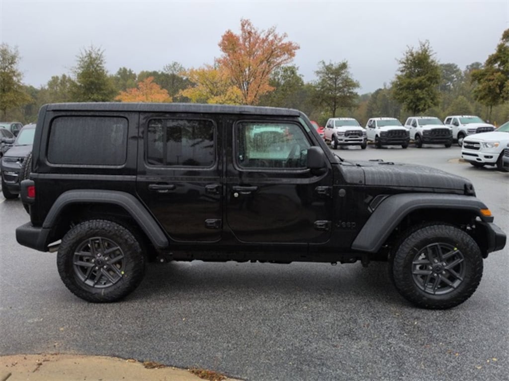 New 2026 Jeep Wrangler 4-DOOR SPORT S Sport Utility