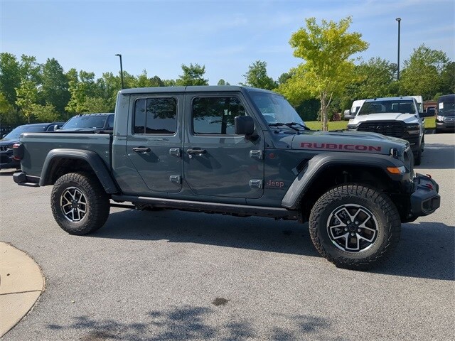 2025 Jeep Gladiator Rubicon photo 2
