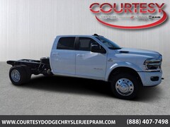 2026 Ram 4500 Chassis Cab BIG HORN  CREW  4X4 60' CA Pickup