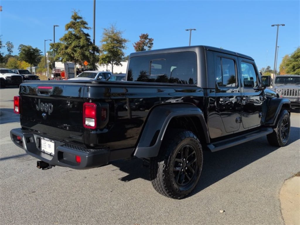 Certified 2021 Jeep Gladiator Sport Truck