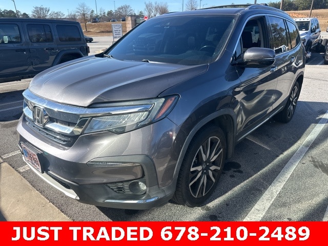 2019 Honda Pilot Elite's photo