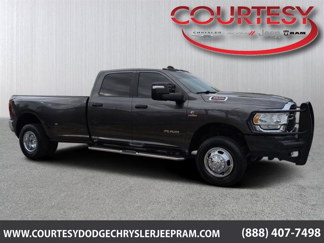 2024 RAM 3500 Big Horn 4X4 Crew Cab LWB's photo