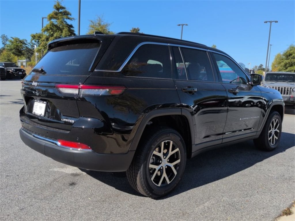 New 2025 Jeep Grand Cherokee LIMITED 4X2 Sport Utility