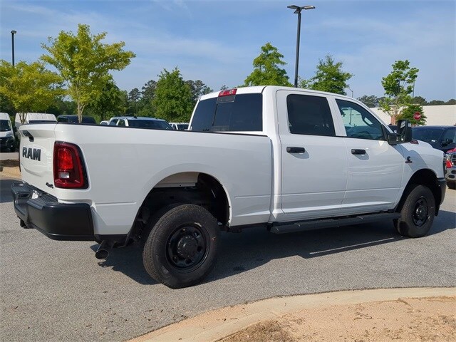 2025 Ram 2500 Tradesman photo 4