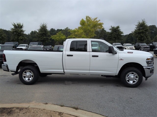 2026 Ram 2500 Tradesman photo 3