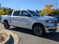 2025 Ram 1500 LARAMIE CREW CAB 4X4 5'7 BOX Pickup