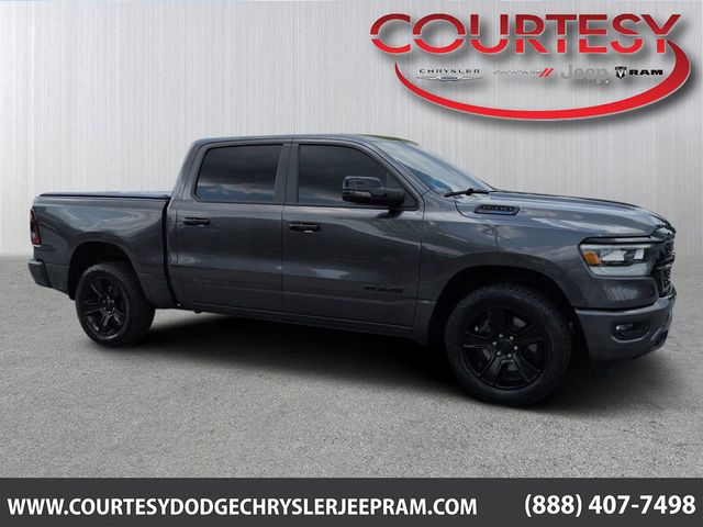 2023 RAM 1500 Big Horn/Lone Star 4x4 Crew Cab 5'7's photo