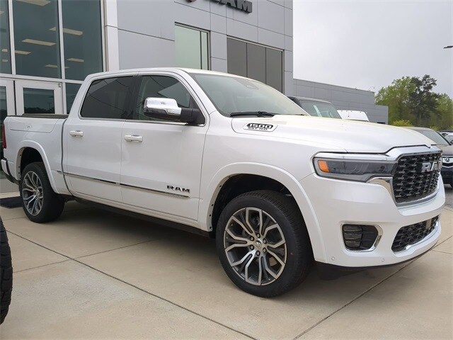 2025 Ram 1500 photo 2