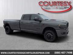 2026 Ram 3500 LARAMIE CREW CAB 4X4 8' BOX Pickup