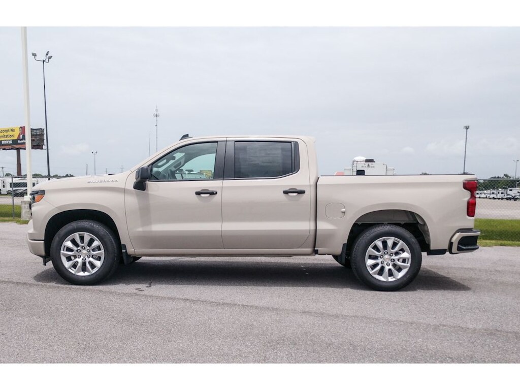 New 2026 Chevrolet Silverado 1500 Custom Truck Crew Cab